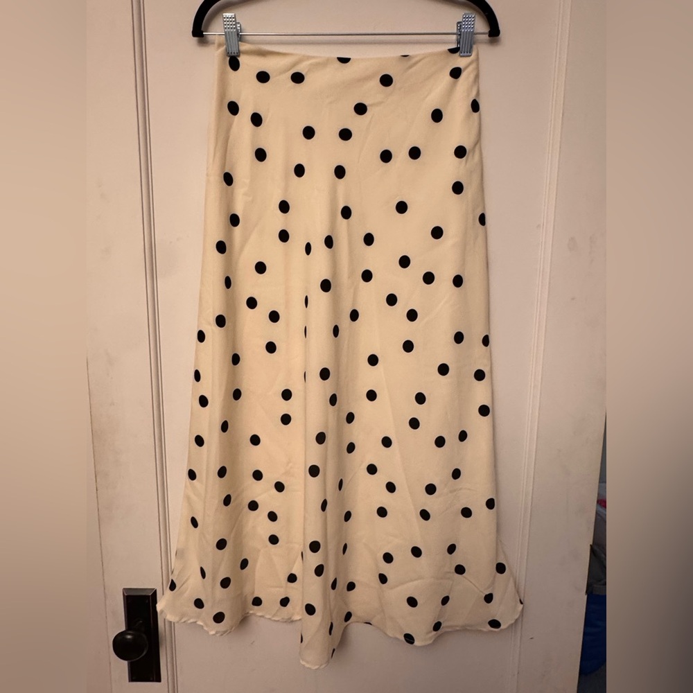 Isalis Sutro Maxi Skirt in White Black Dot - Picture 2 of 5